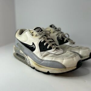Nike Air Max 90 Sneakers/ Mid size 9.5